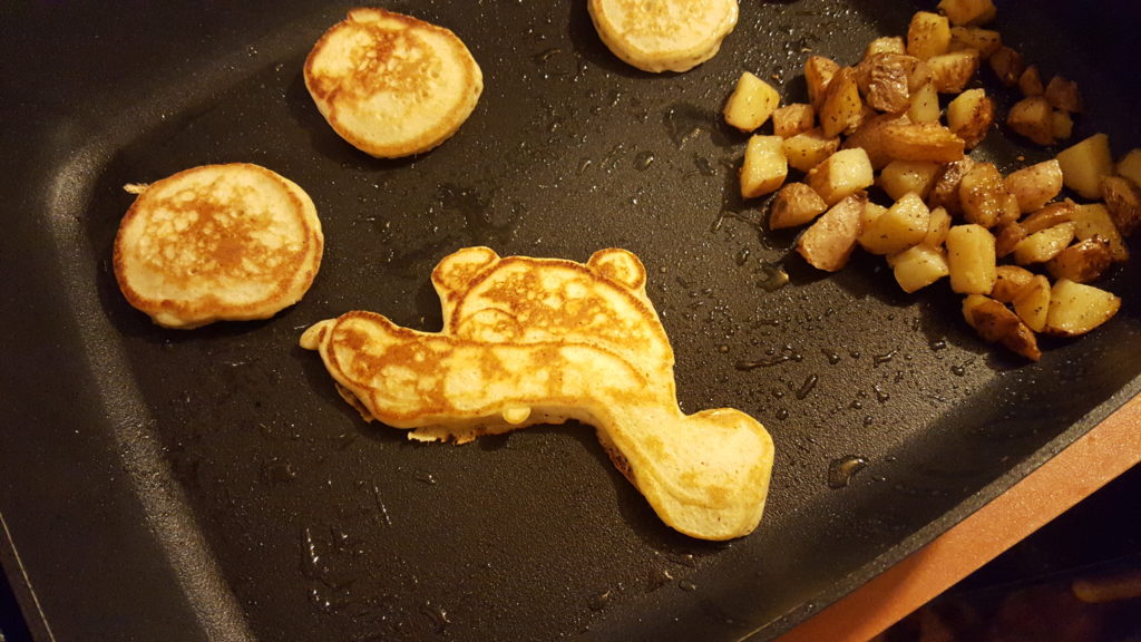 Dinosaur pancake attempt 1